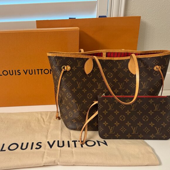 Louis Vuitton Neverfull MM Monogram Tote - Excellent Condition! - Picture 1 of 9